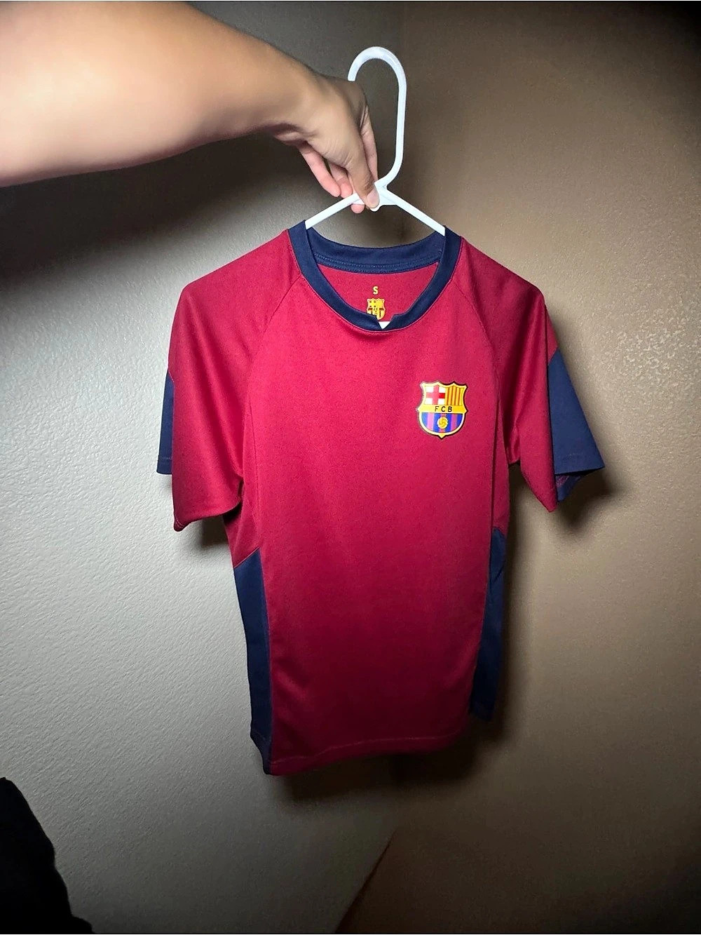 FC Barcelona soccer jersey Red & Blue mens Small